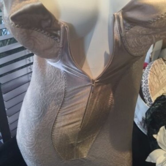 NWT MAISON LEJABY TOP CONTROL DRESS SLIP - Picture 3 of 3